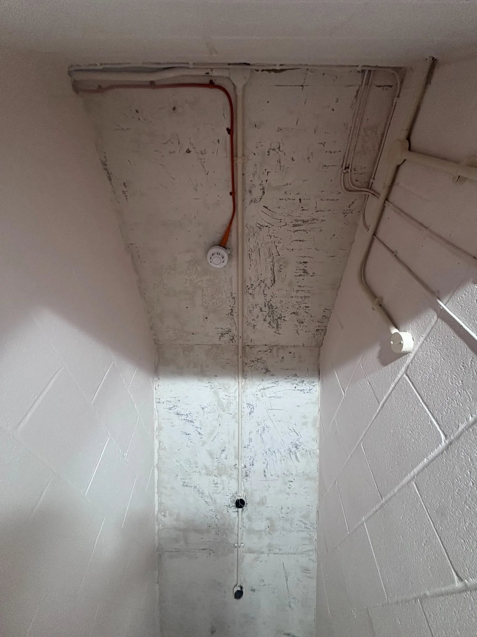 Licensed asbestos gasket removal in a East Sheen commercial property